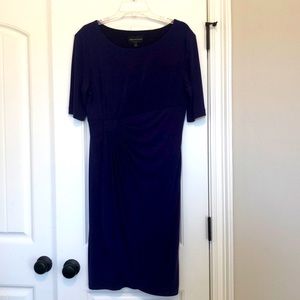 Wear to work, knee length dress.